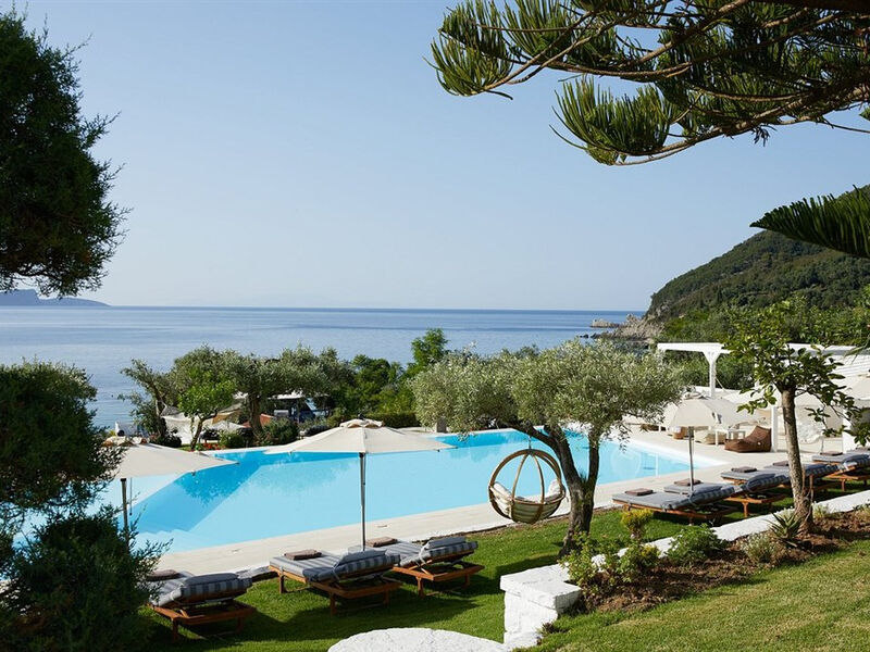 Lichnos Beach