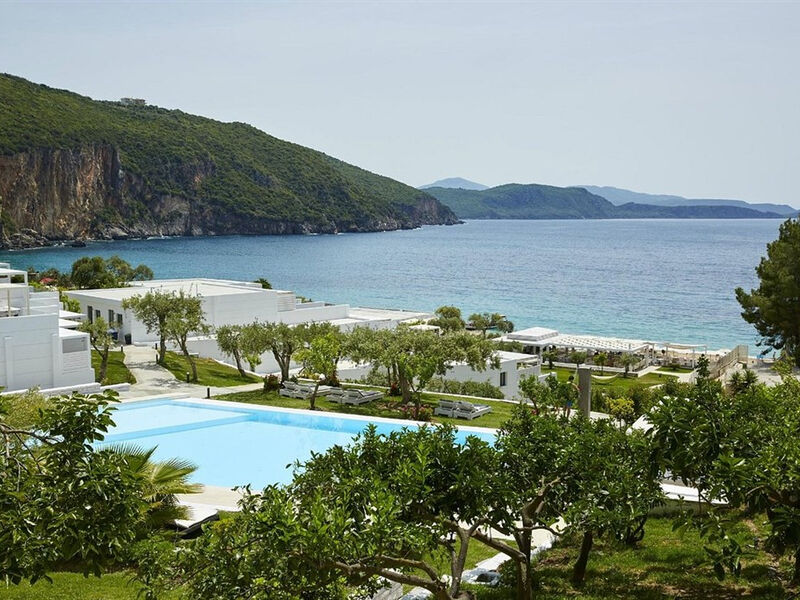 Lichnos Beach