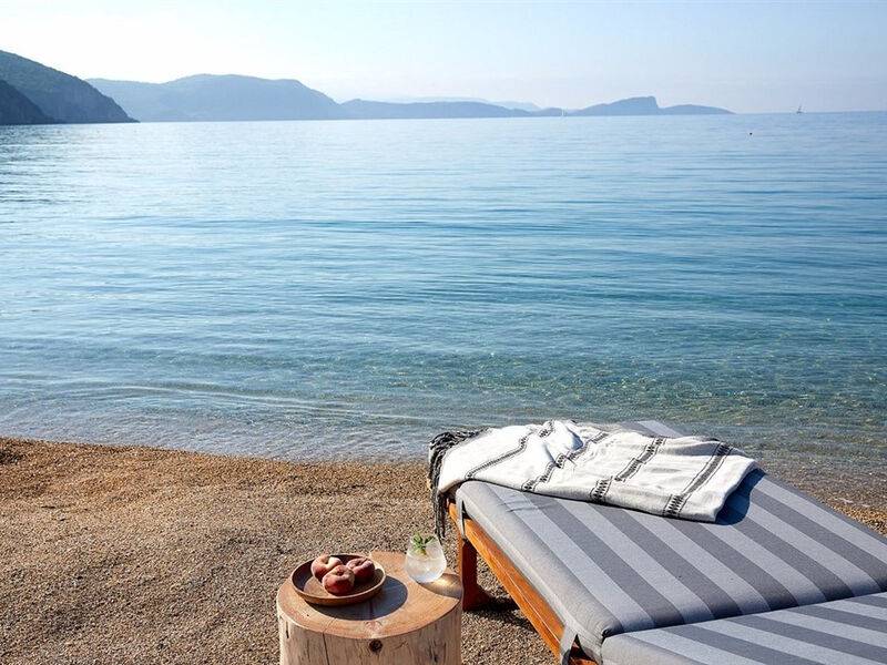 Lichnos Beach
