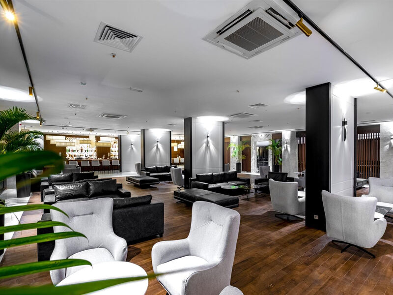 Limak Lara De Luxe Hotel&Resort
