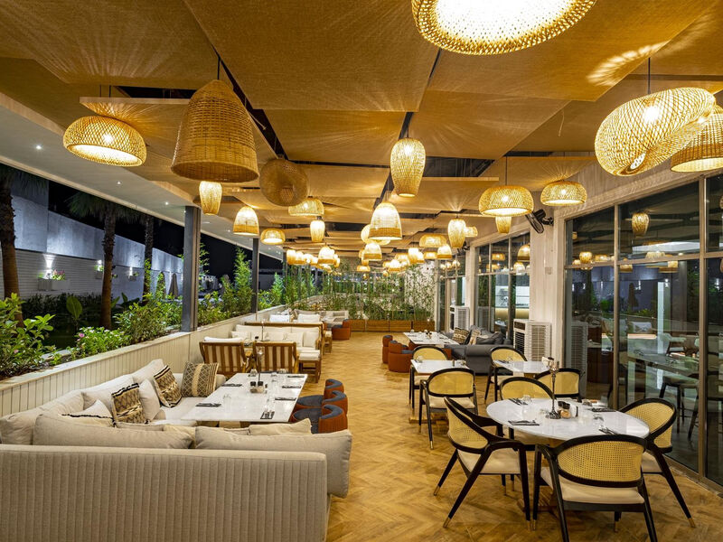 Limak Lara De Luxe Hotel&Resort