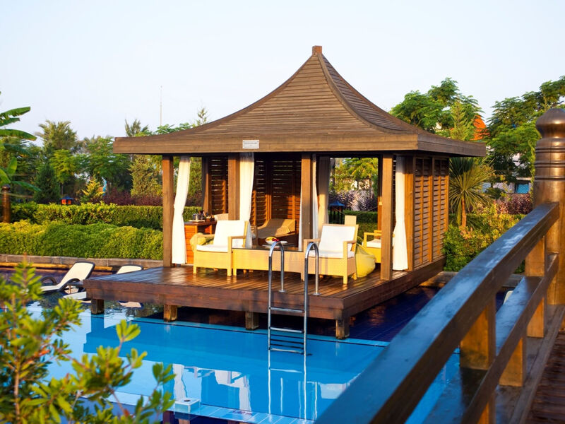 Limak Lara De Luxe Hotel & Resort