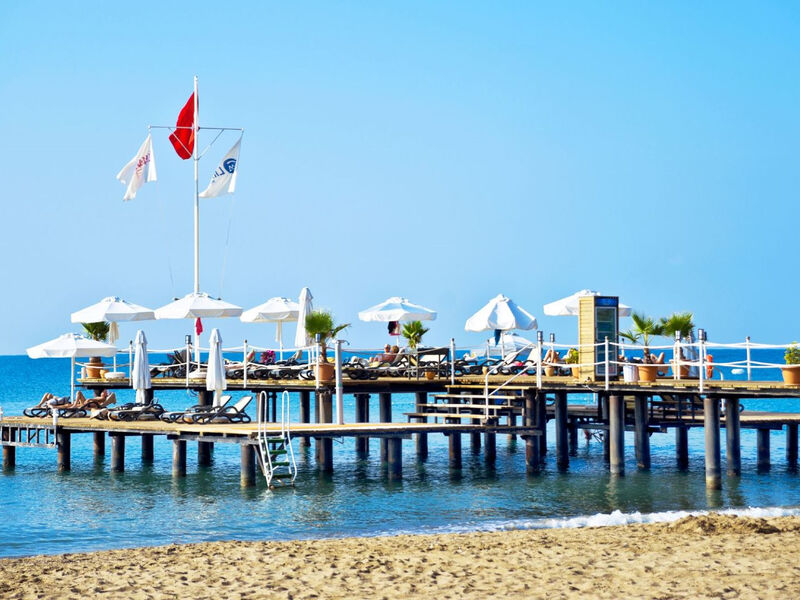 Limak Lara De Luxe Hotel & Resort