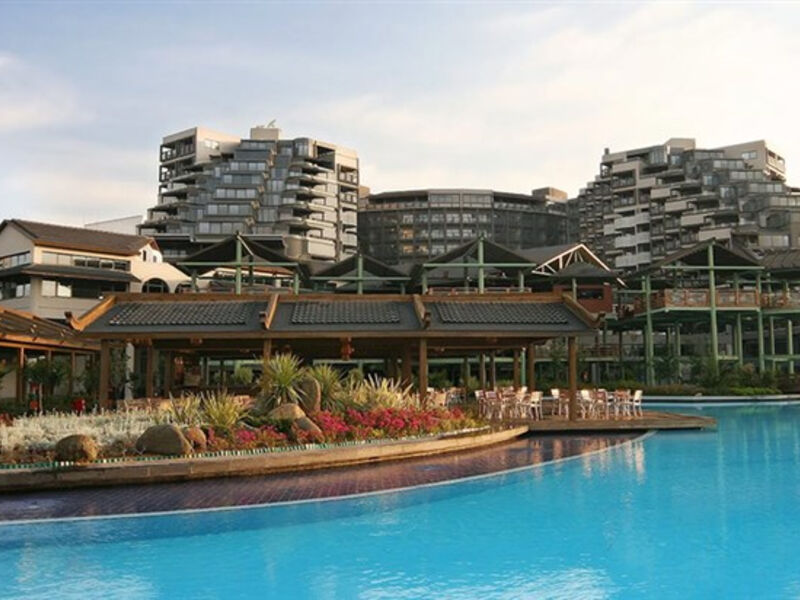 Limak Lara De Luxe Hotel & Resort