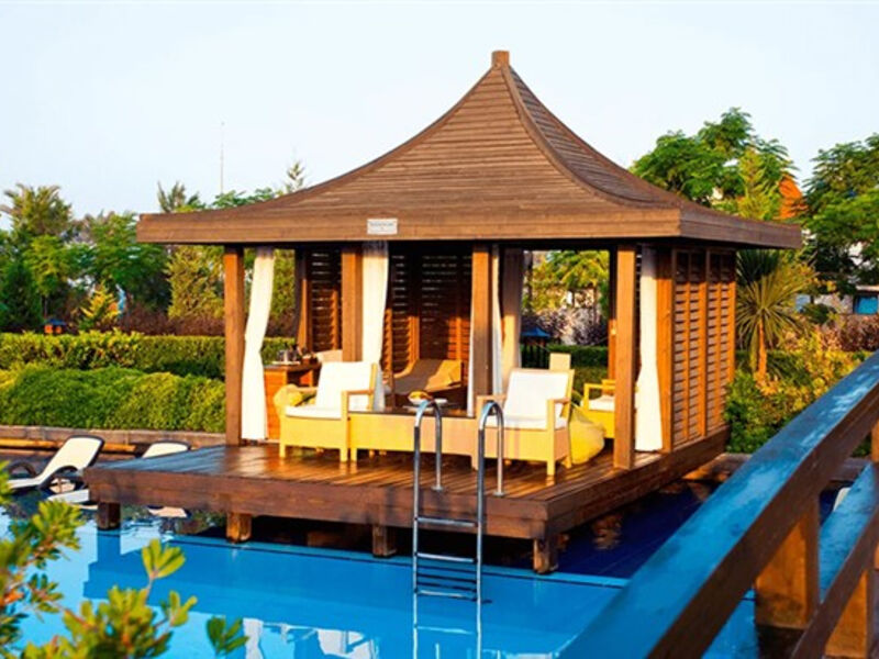 Limak Lara De Luxe Hotel & Resort