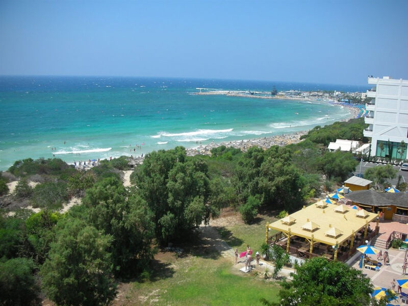 Limanaki Beach