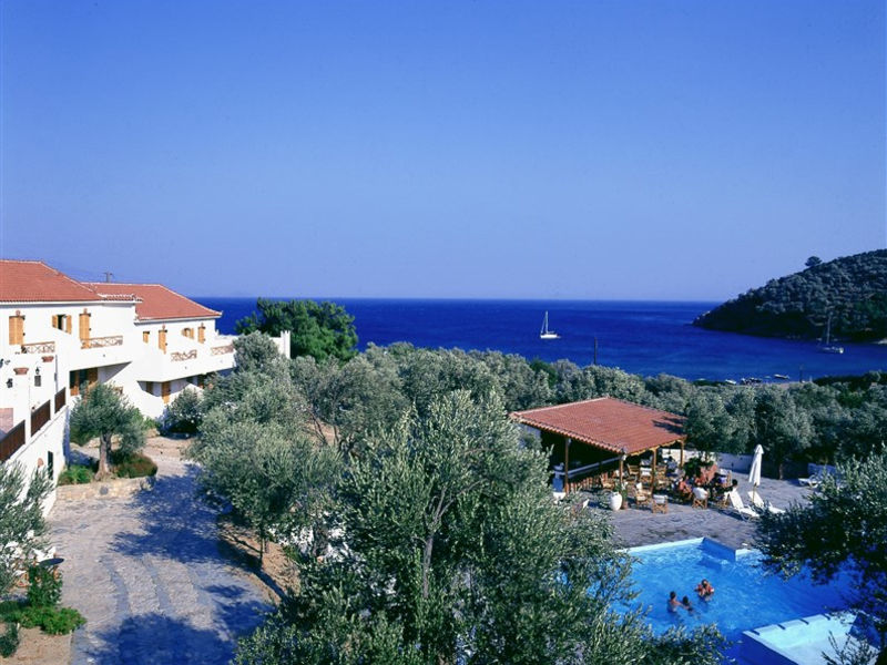 Limnionas Bay Village