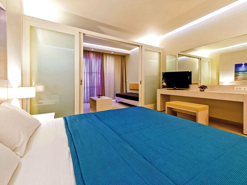 Lindos White Hotel & Suites