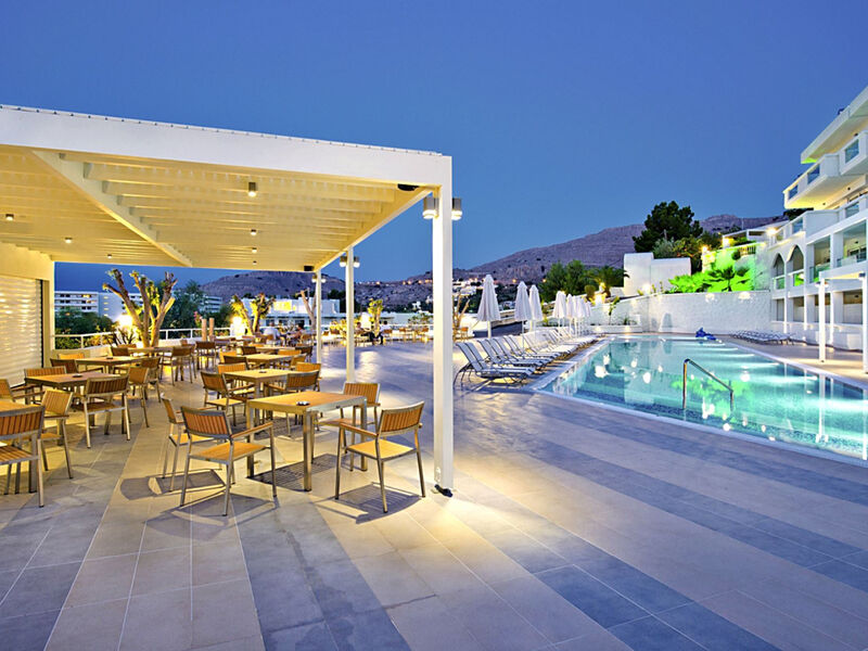 Lindos White Hotel & Suites