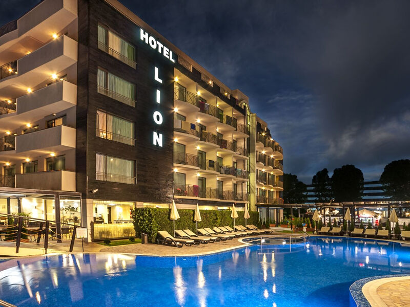 Lion Sunny Beach