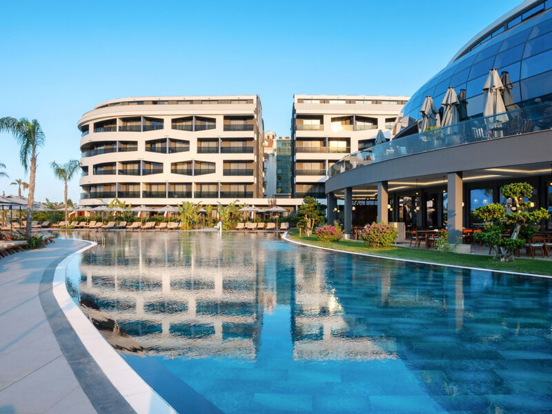 Liu Resorts