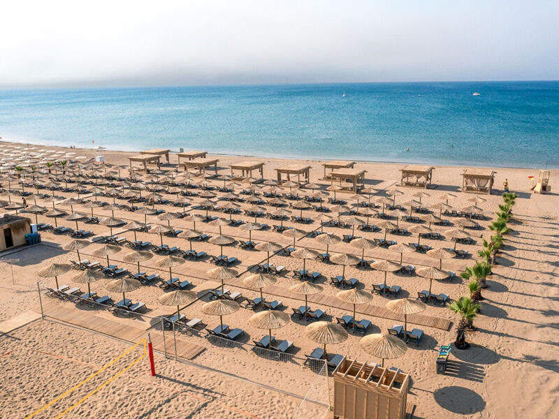 Liu Resorts
