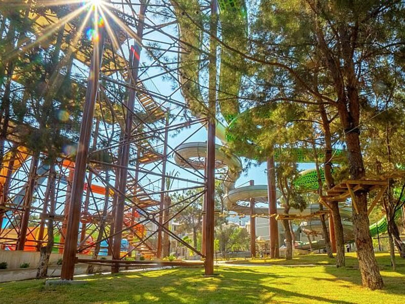 Long Beach Club Nature