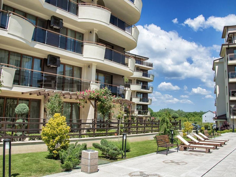 Long Beach Resort & Spa