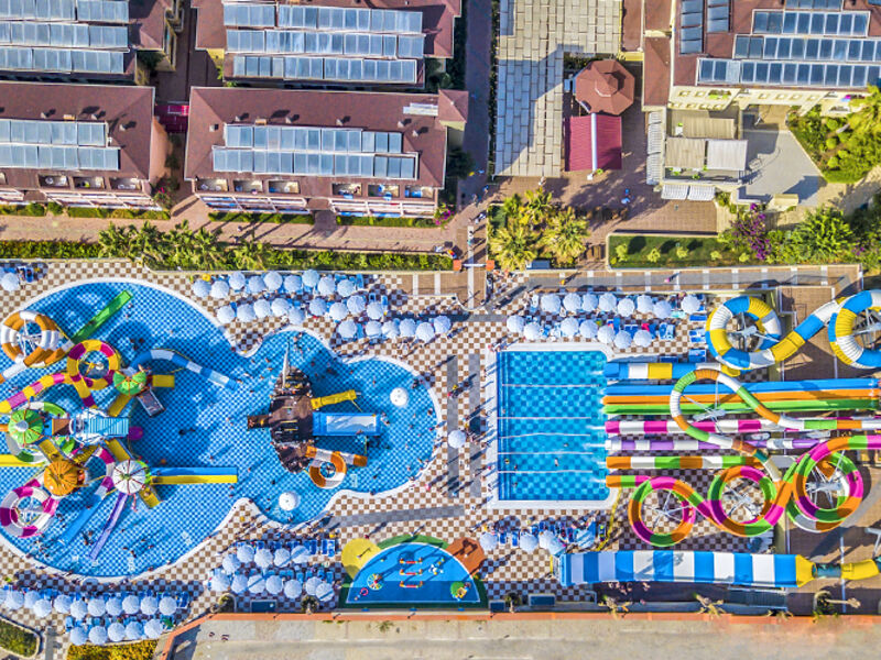 Lonicera World Resort & Spa