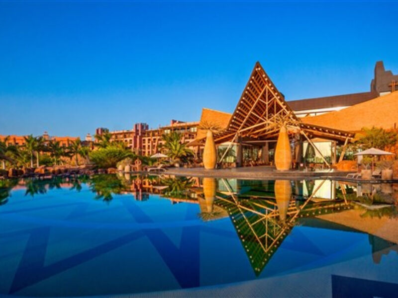 Lopesan Baobab Resort