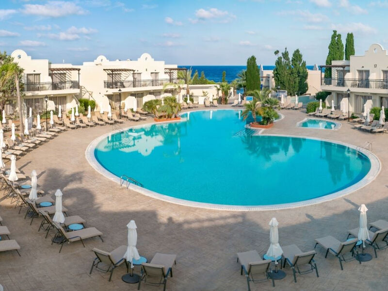 Louis Paphos Breeze