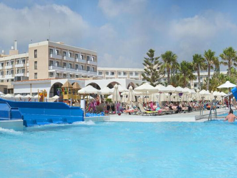 Louis Phaethon Beach