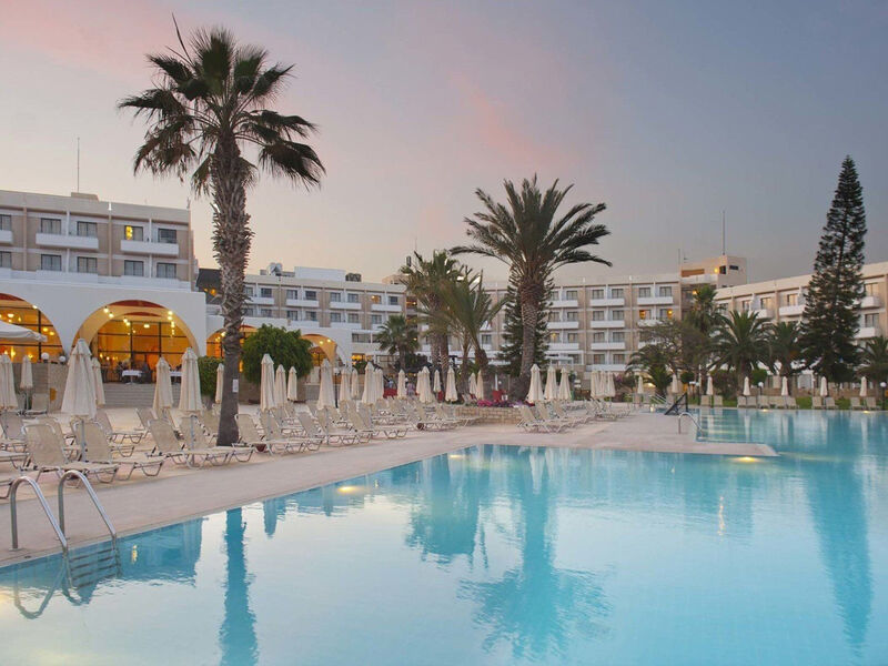 Louis Phaethon Beach
