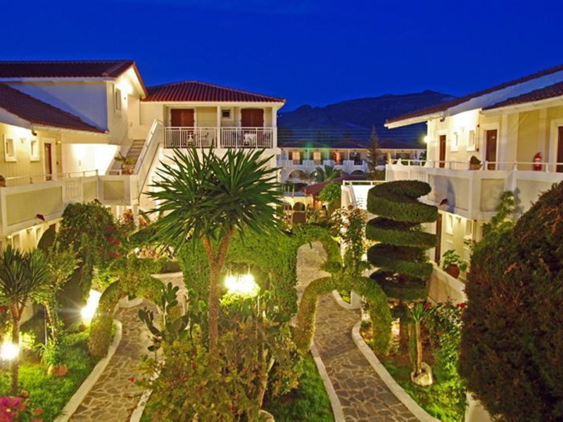 Louros Beach Hotel & Spa