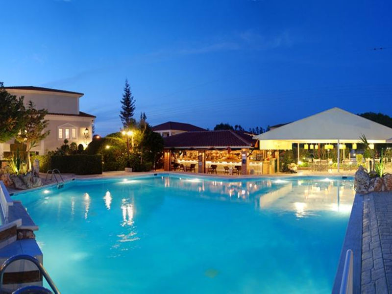 Louros Beach Hotel & Spa