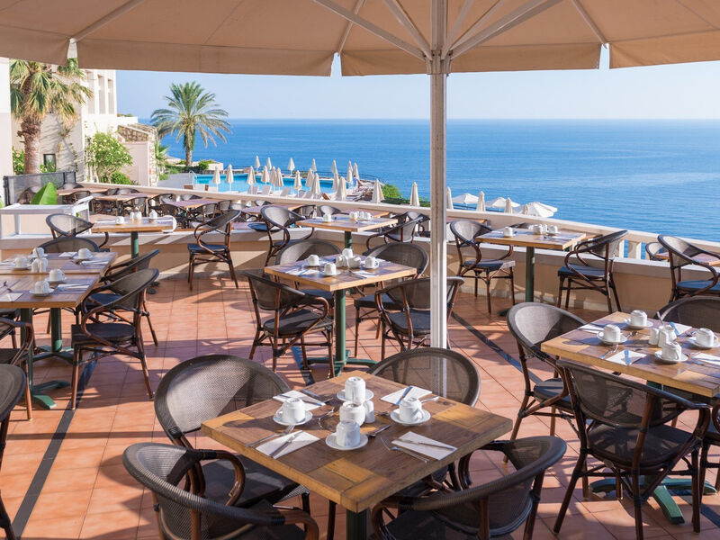 Lux* Grand Baie Resort & Residences