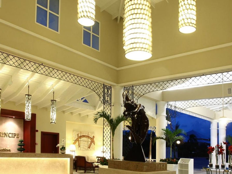 Luxury Bahia Principe Ambar Blue