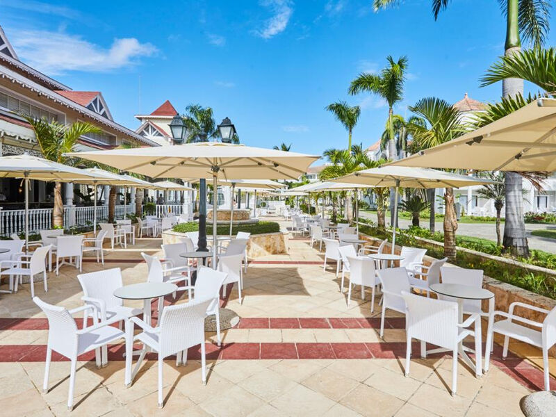 Luxury Bahia Principe Ambar Blue