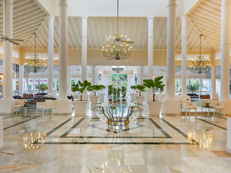 Luxury Bahia Principe Ambar Blue