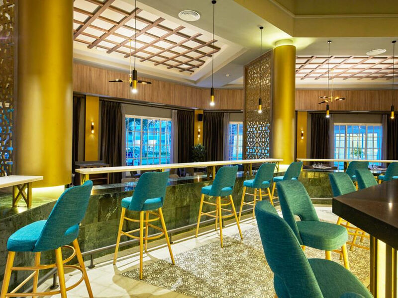 Luxury Bahia Principe Ambar Blue