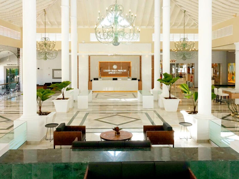 Luxury Bahia Principe Ambar Blue