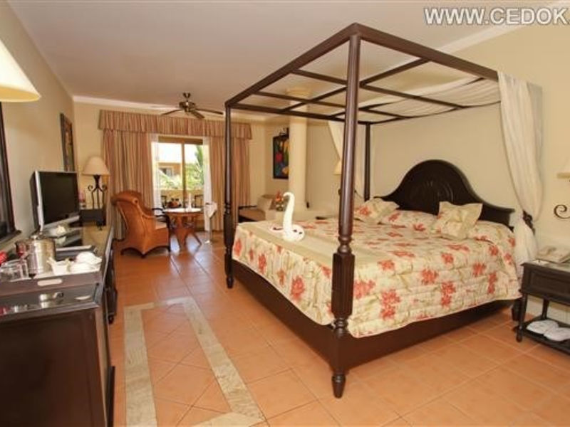 Luxury Bahía Principe Ambar
