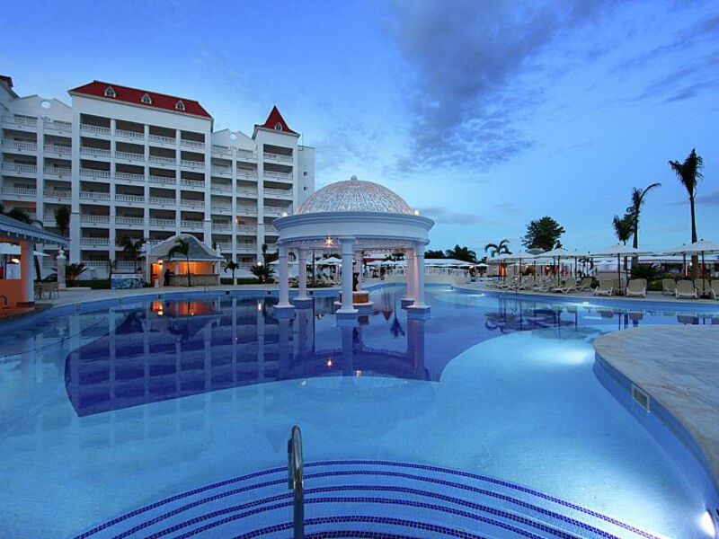 Luxury Bahia Principe Runaway Bay