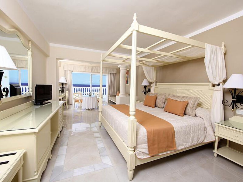 Luxury Bahia Principe Runaway Bay