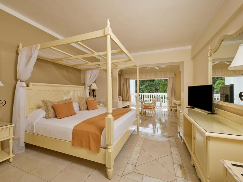 Bahia Principe Luxury Runaway Bay