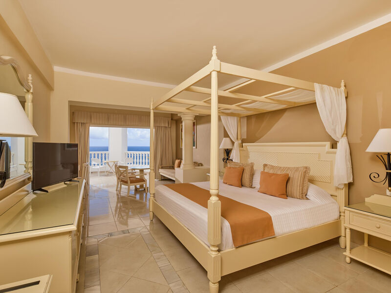 Bahia Principe Luxury Runaway Bay