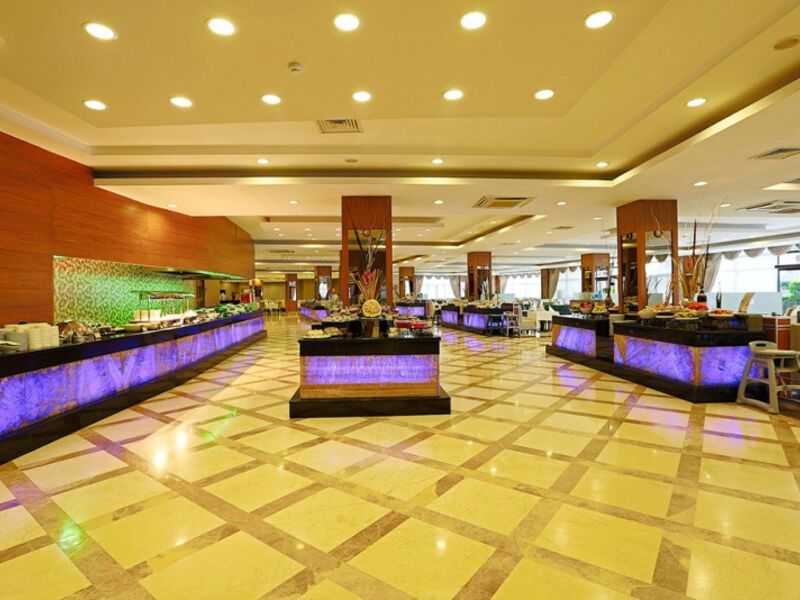 Lyra Resort