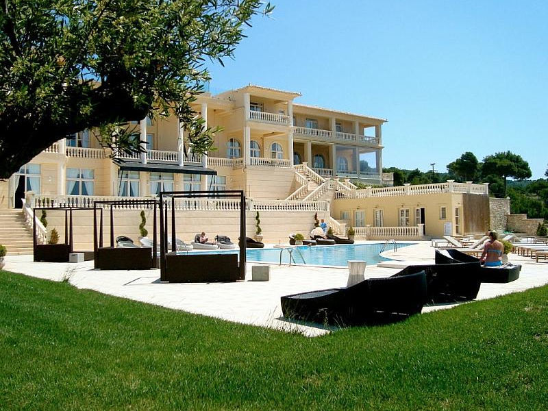 Mabely Grand