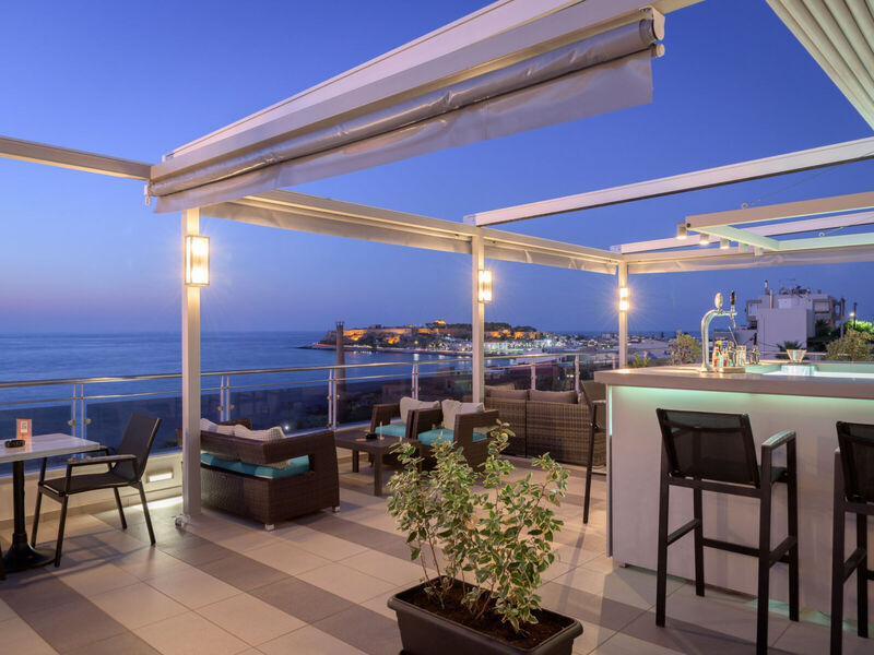 Macaris Suites & Spa