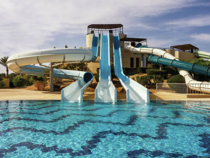 Jaz Lamaya Resort