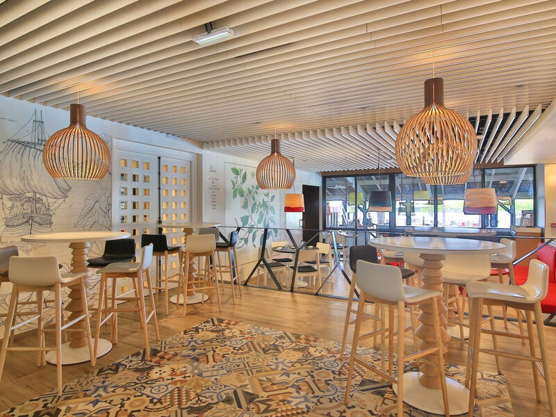 Mahogany Hotel Residence