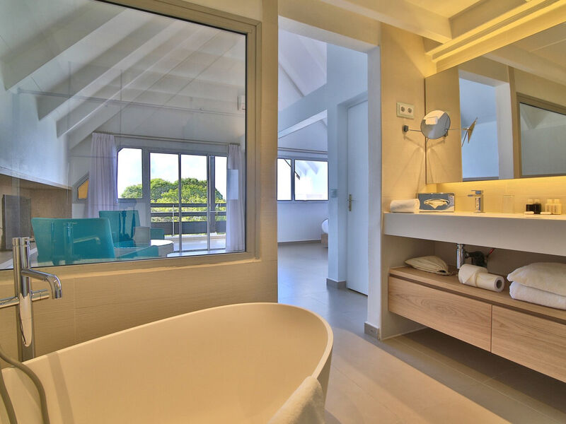 Mahogany Hotel Residence