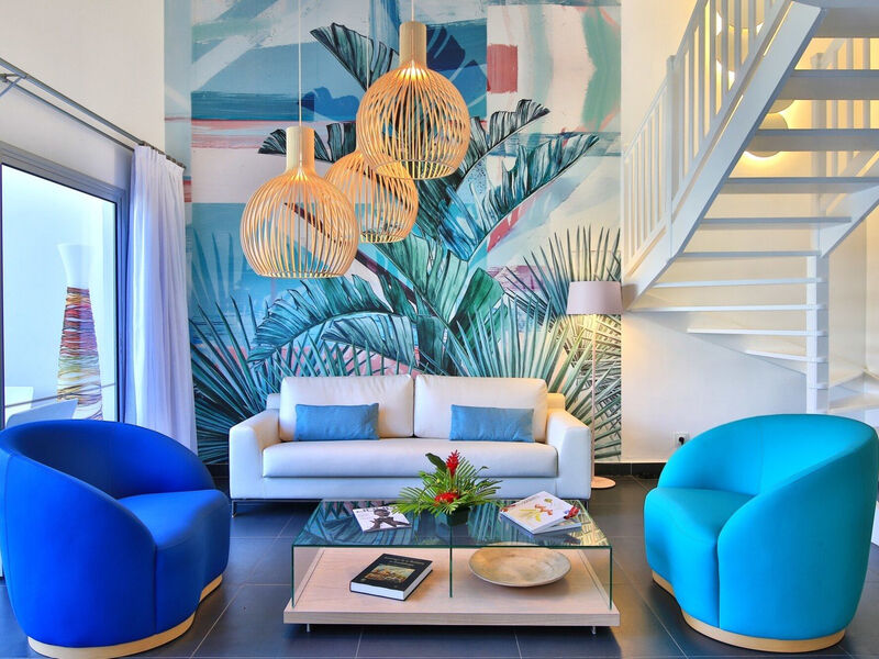 Mahogany Hotel Residence