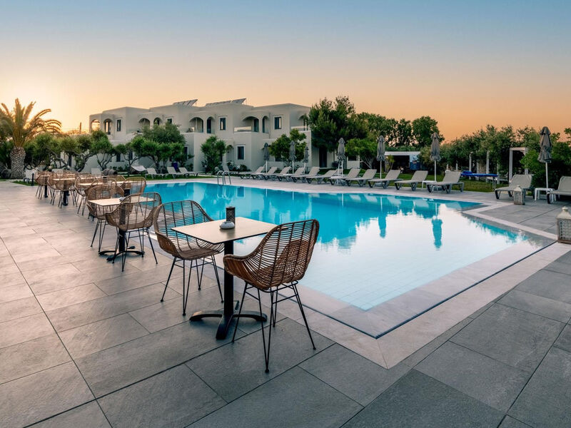 Malena Hotel & Suites
