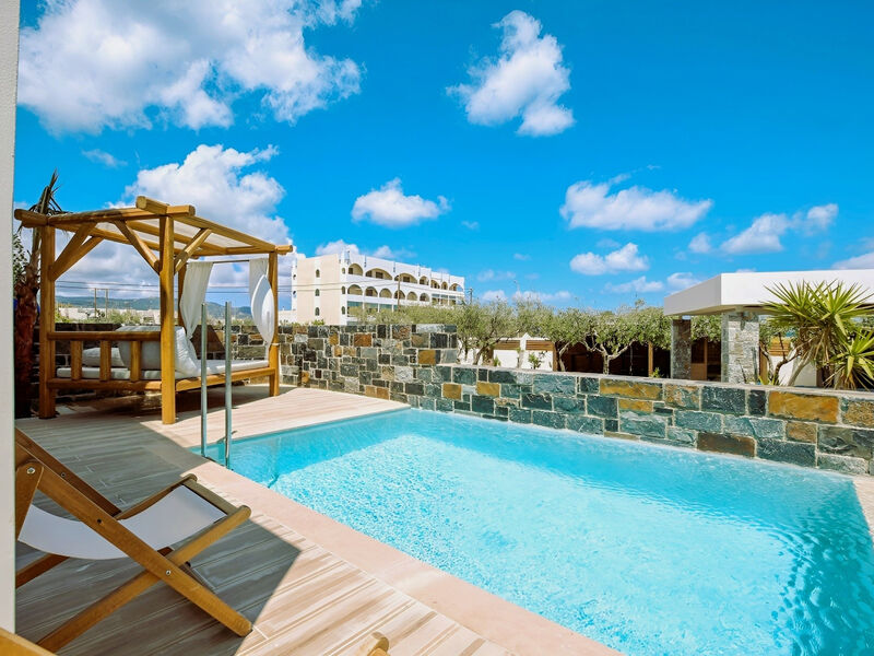 Malena Hotel & Suites