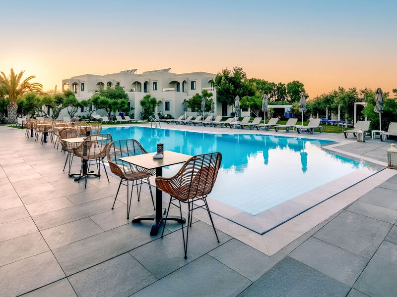 Malena Hotel & Suites