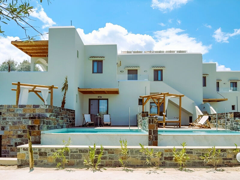 Malena Hotel & Suites
