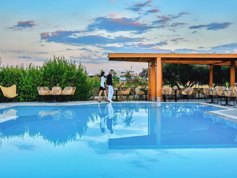 Malena Hotel & Suites