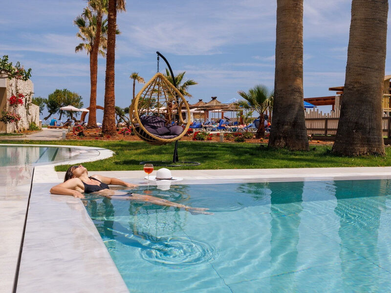 Malia Bay Beach Hotel & Bungalows