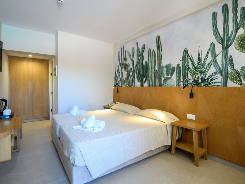 Malia Bay Beach Hotel & Bungalows